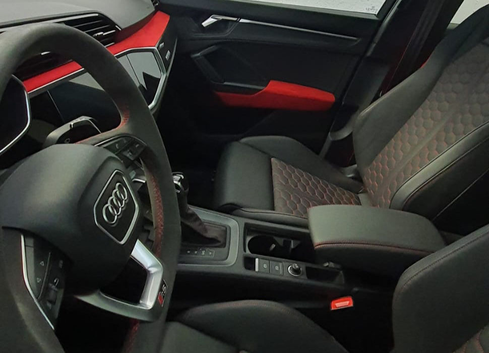 Audi RSQ3 auto per matrimoni, supercar di lusso.