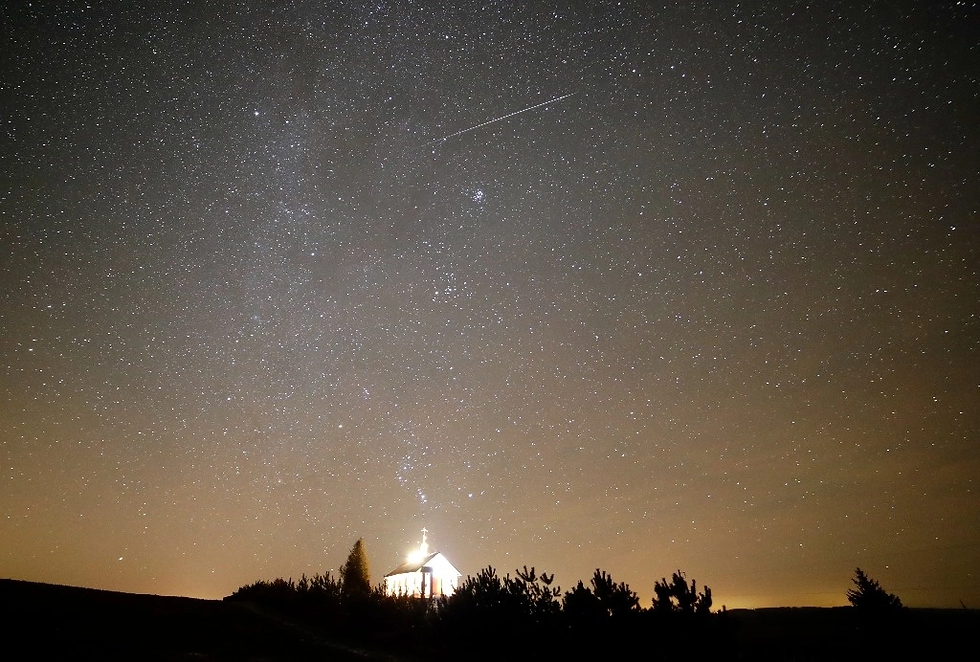 Las gemínidas, entre las pocas lluvias de meteoros importantes que provienen de asteroides, alcanzan su punto máximo el viernes. Foto Ap / Archivo