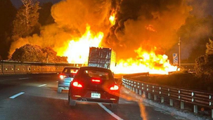 Explosión de pipa en la Autopista México-Puebla.Foto EE: Especial / X