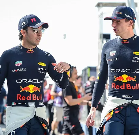 Checo Pérez y Max Verstappen, en su etapa de Red Bull MEXSPORT