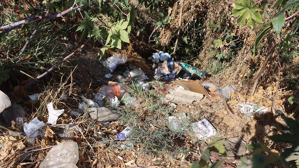 La parte del Puente de Fierro está muy contaminada, declaró. / Foto: David Valdez / El Sol de San Juan del Río