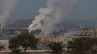 Empresas que fueron multadas pertenecen a diversos sectores. / Foto: Cesar Ortiz / El Sol de San Juan del Río