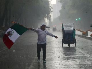 Con lluvia incluida, aficionados celebran al Tricolor tras el debut del Mundial 2026