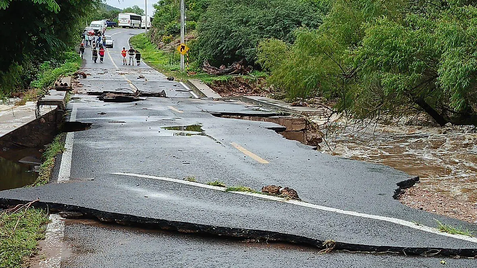 El puente de Nogales quedó destruido por la creciente del Río registra un avance del 70% / Foto: Cortesía / CEI