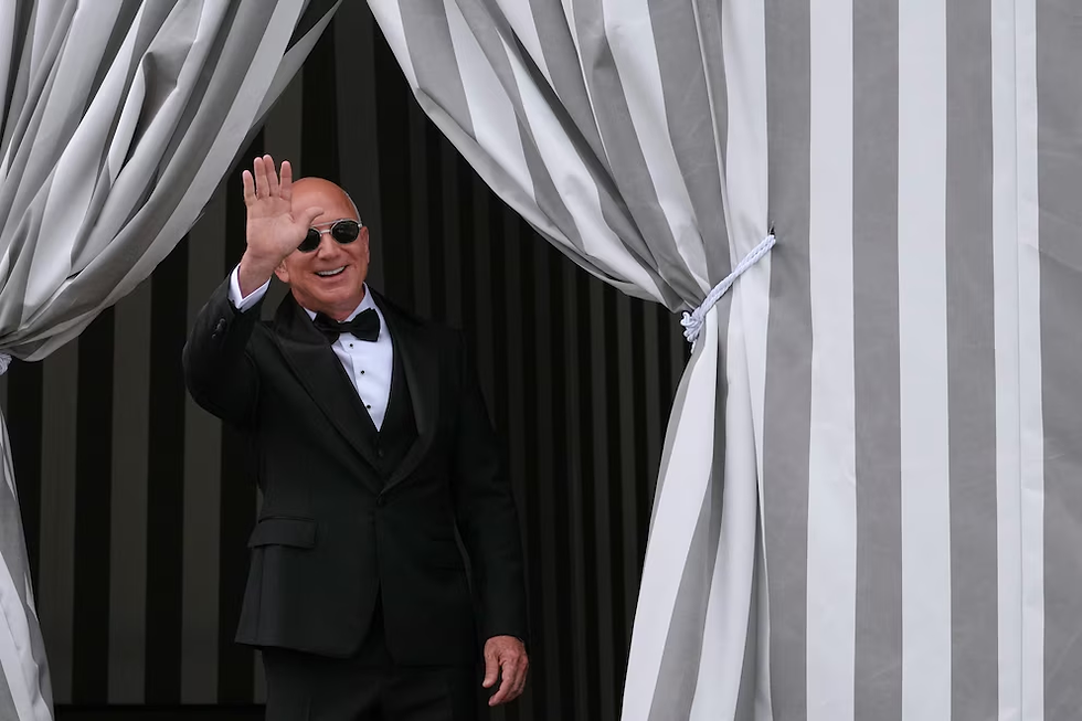 Amazon nació como una librería online, reflejando la pasión de Bezos por los libros.(Foto AP/Antonio Calanni)