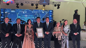 Reconocen a empresas e instituciones por su Mérito Empresarial 2025 en San Juan del Río