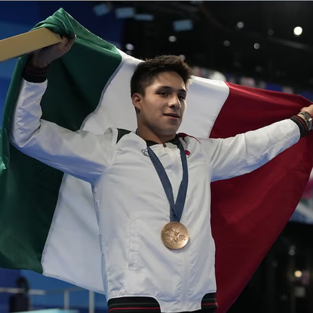 Osmar Olvera brilla en el trampolín y consigue medalla de bronce para México en París 2024
