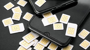 El mercado negro de líneas telefónicas será ‘el caldo de cultivo’ perfecto para facilitar actividades fraudulentas como la extorsión, delito que alcanzó máximo histórico al cierre del 2025. [Fotografía. ChatGPT]