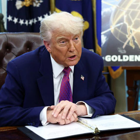 El presidente de Estados Unidos, Donald Trump, hace un anuncio sobre el escudo antimisiles Golden Dome en el Despacho Oval de la Casa Blanca en Washington, Estados Unidos. 20 de mayo de 2025. REUTERS/Kevin Lamarque