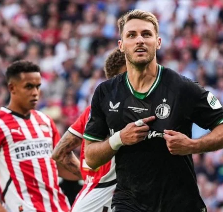 SANTIAGO GIMÉNEZ Y FEYENOORD RECHAZAN OFERTA DE NOTTINGHAM FOREST; SE QUEDA EN LA EREDIVISIE