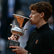 El italiano Jannik Sinner besa el trofeo tras ganar la final masculina del torneo ATP Rome Open de tenis contra el noruego Casper Ruud en el Foro Itálico de Roma el 17 de mayo de 2026. Foto: Afp