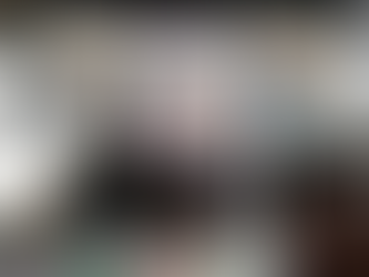 Periódicos con artículos que informan sobre el mensaje del presidente estadounidense Donald Trump a Nigeria sobre el trato a los cristianos cuelgan en un quiosco en Ojuelegba, Lagos, Nigeria, el 2 de noviembre. Sodiq Adelakun/Reuters/Archivo