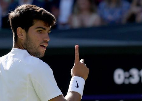 El español va por su tercera corona en fila en Londres. EPA