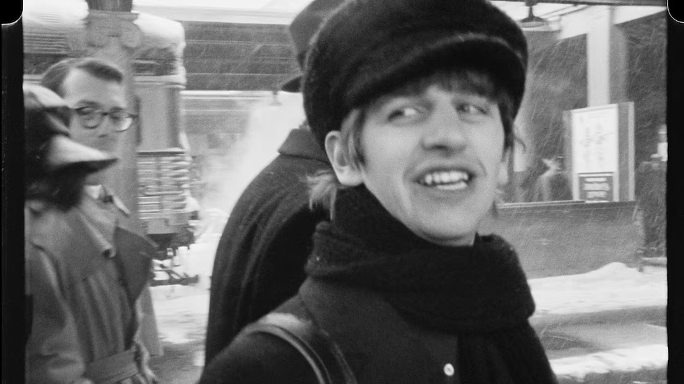 Ringo Starr sigue activo a los 84 años con un nuevo álbum, Look Up, y dos giras programadas en 2025 (Disney+)