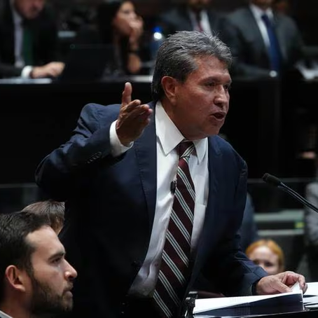 Morena viene ‘rudo: Analiza juicio político contra jueces por suspender reforma judicial