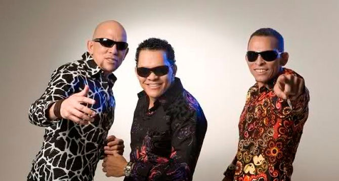 EL Verdadero Sonido de Los Rosario: “Los hombres de edad”