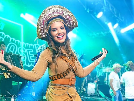 Referência no forró das antigas, cantora Lyane Santos é a nova vocalista da banda Forró Raio de Sol