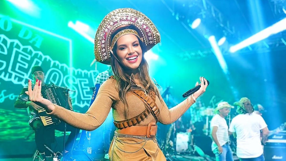 Referência no forró das antigas, cantora Lyane Santos é a nova vocalista da banda Forró Raio de Sol