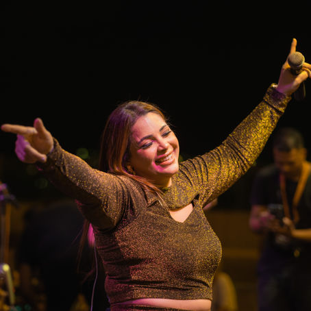 Kelly Olliveira, a Rainha da Sofrência, estreia novo show e se prepara para lançar EP