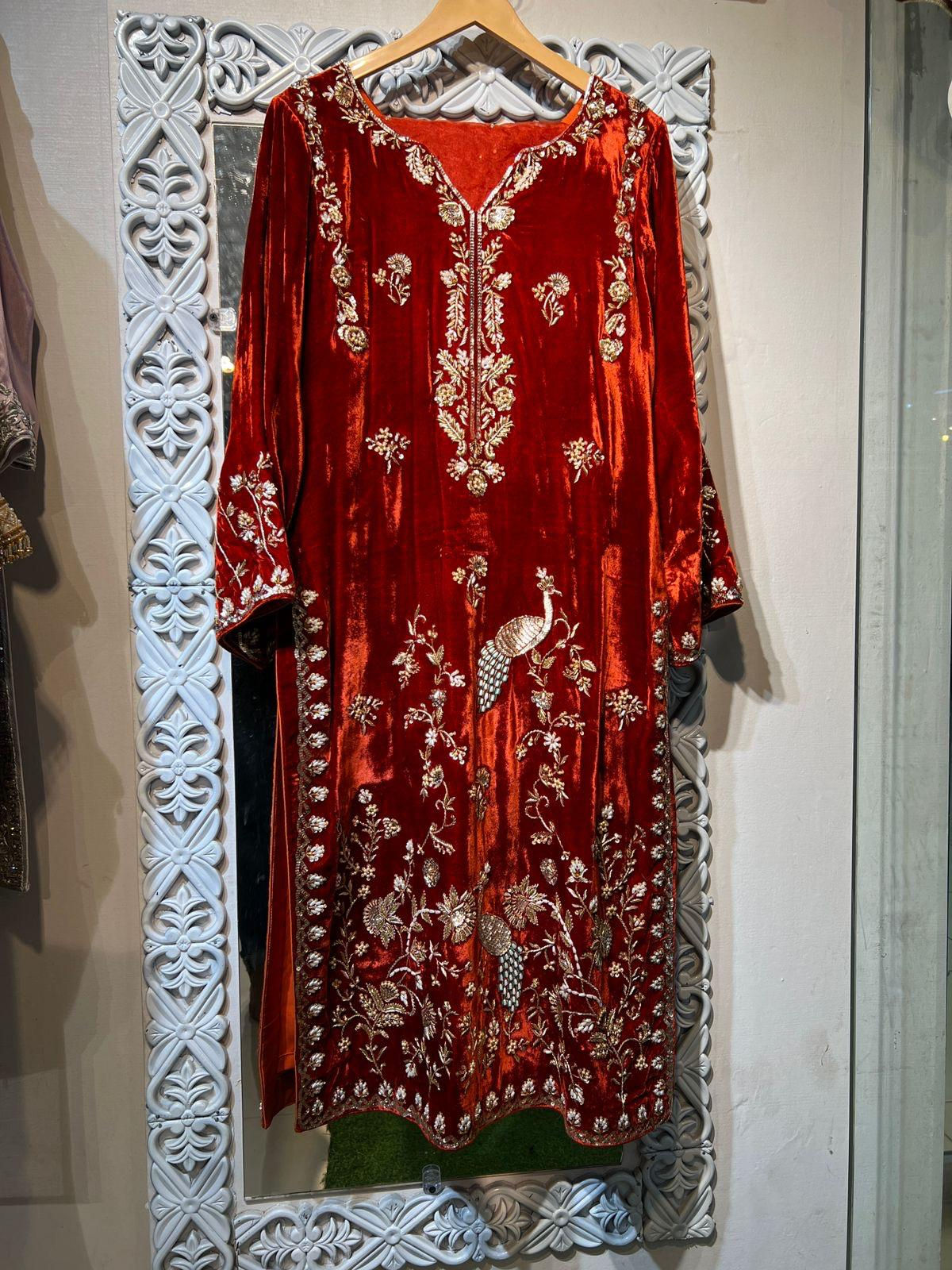 Pankhi Rust(Velvet) 