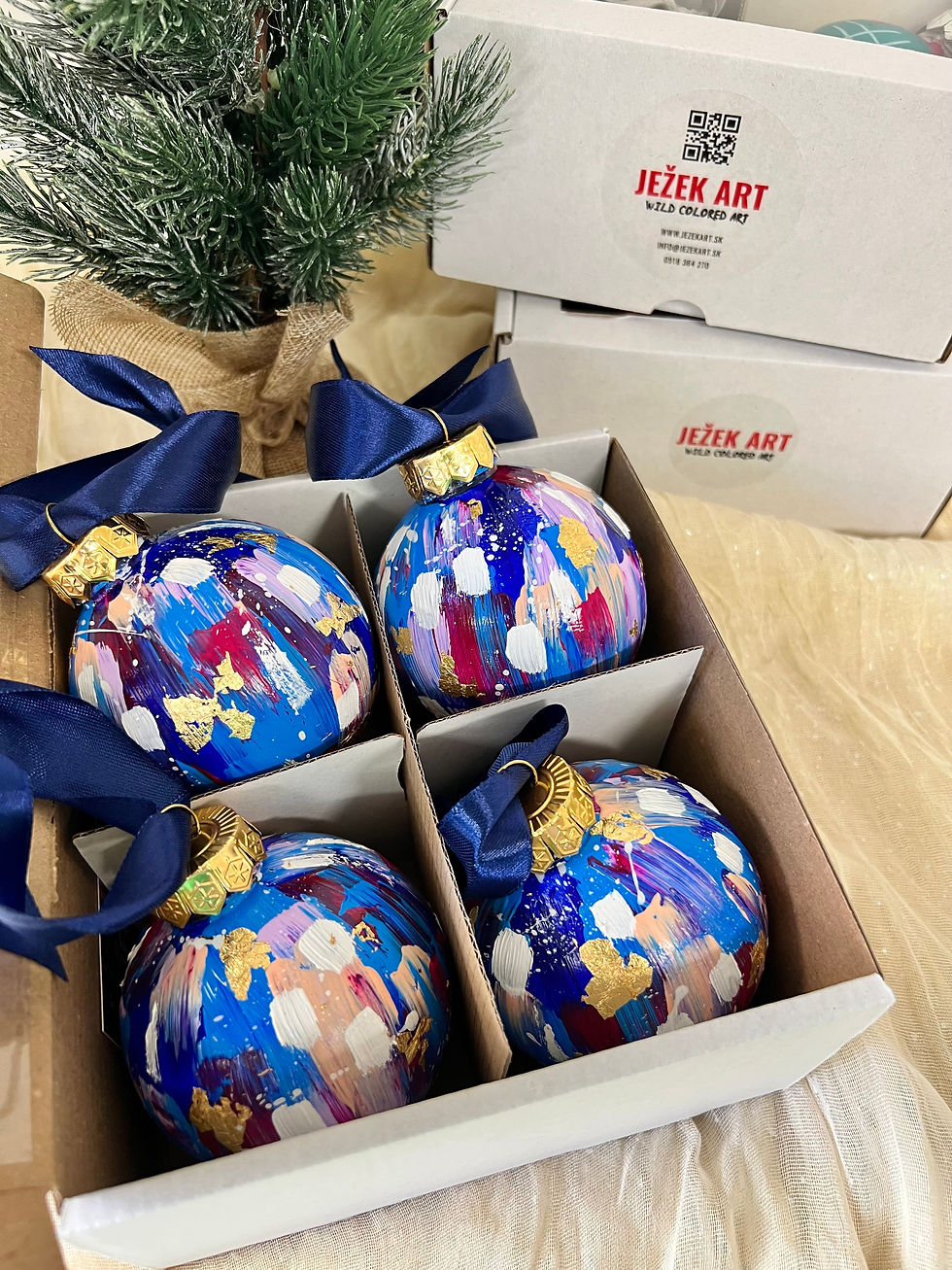 Vianočné gule modré pastelové