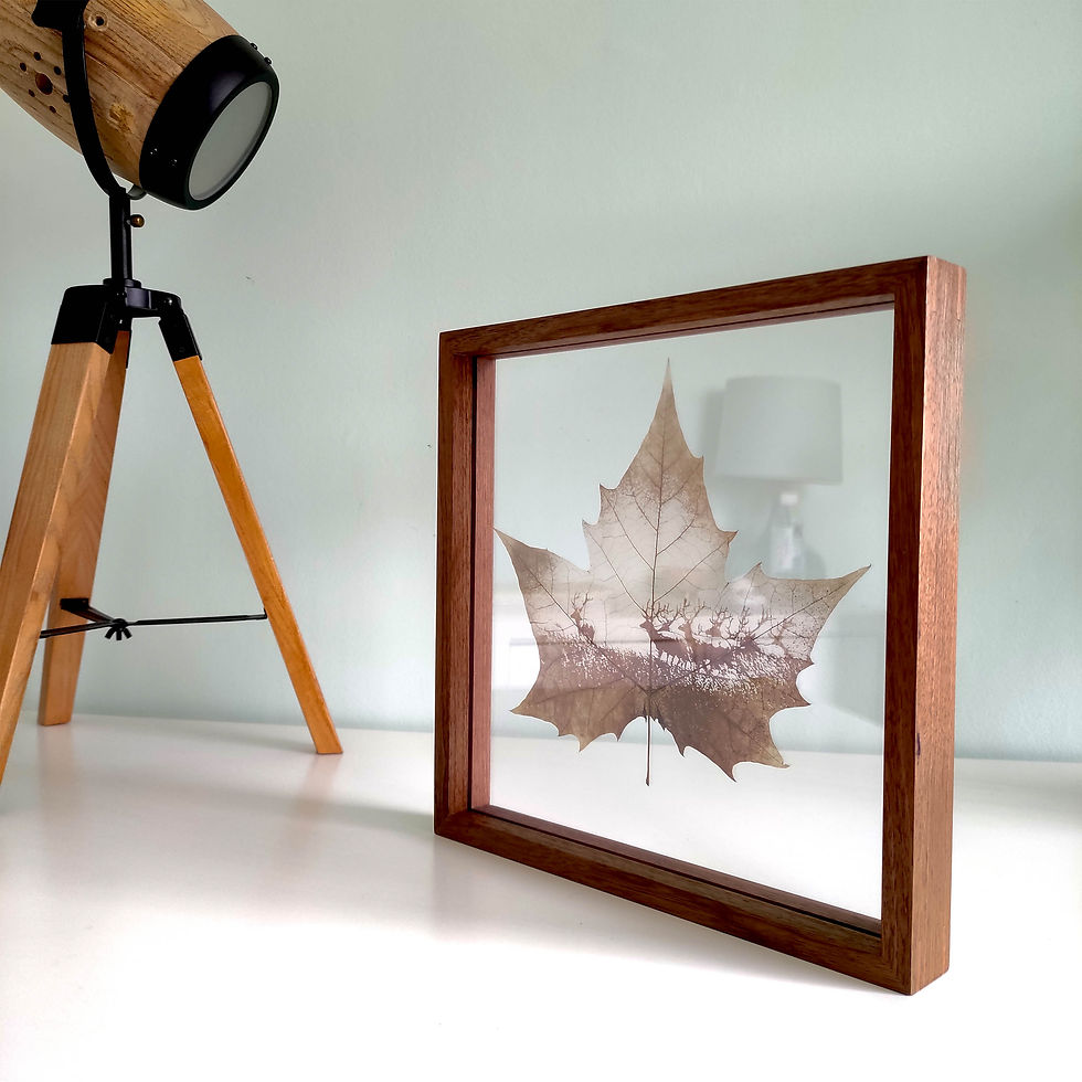 Thumbnail: Roaming Deer Leaf Carving Art Table Display