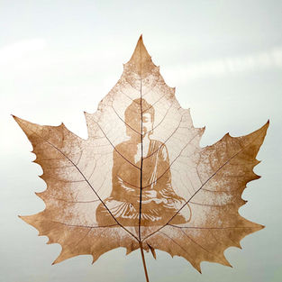 Buddha Leaf Carving Art
