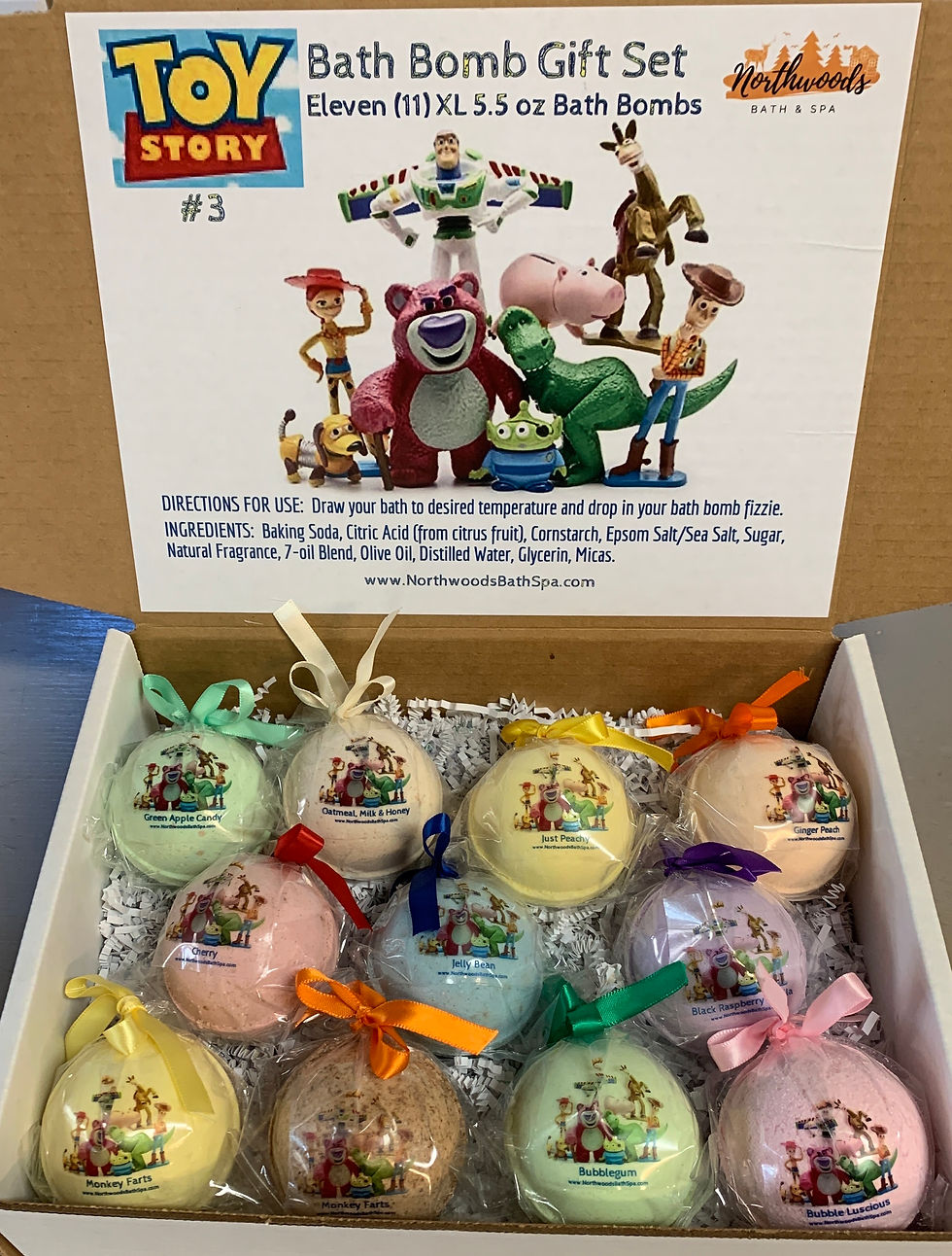 Thumbnail: Large Toy Story #3 12-pack Bath Bomb Gift Set