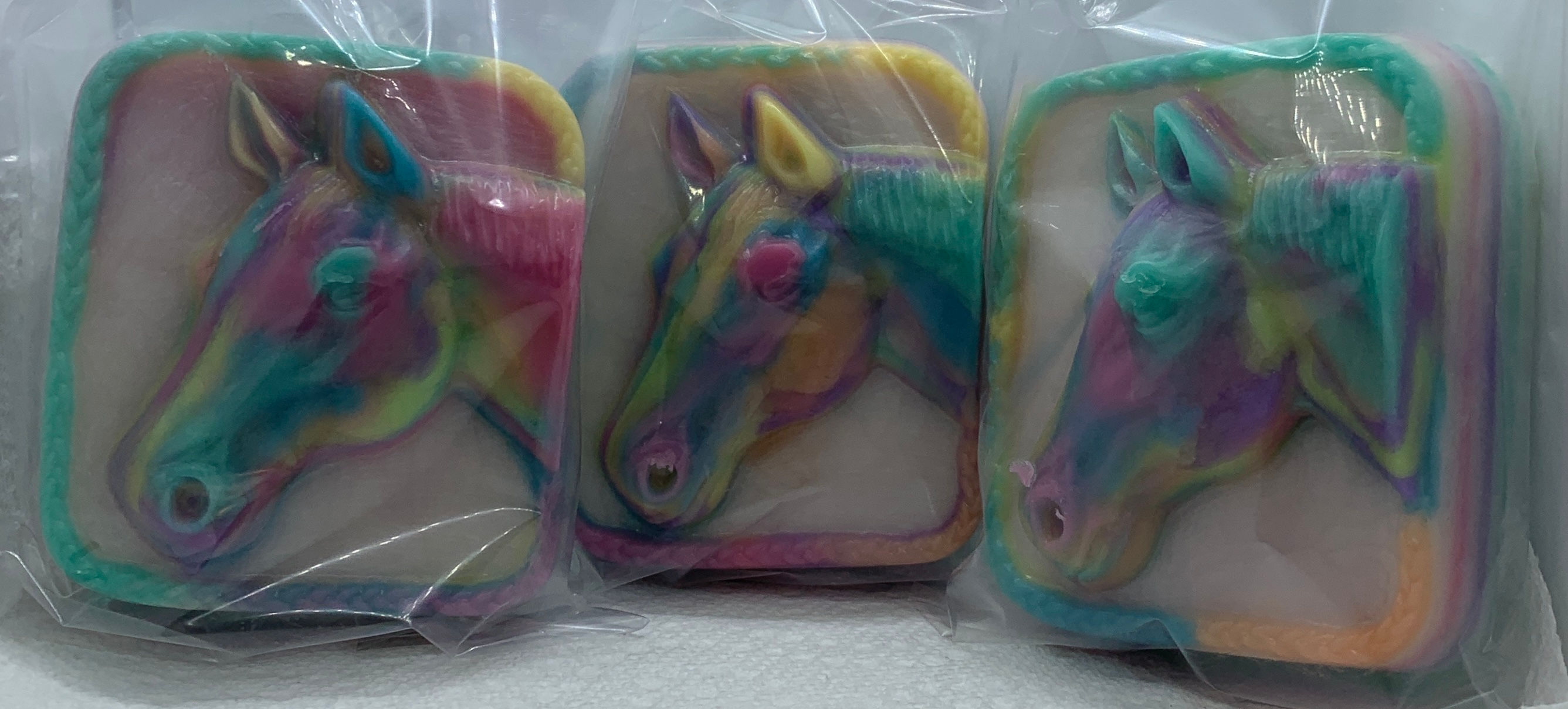 Horse Head 5 oz Bubblegum Rainbow Soap