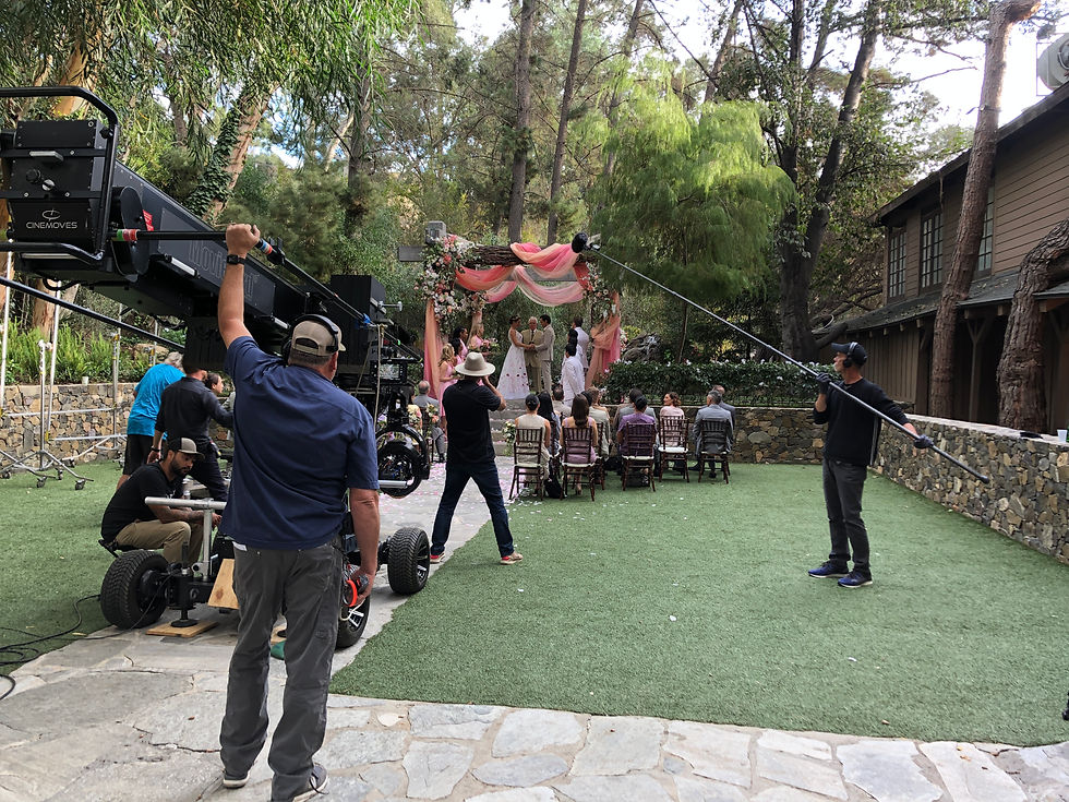 EXT RESORT - Set Photo