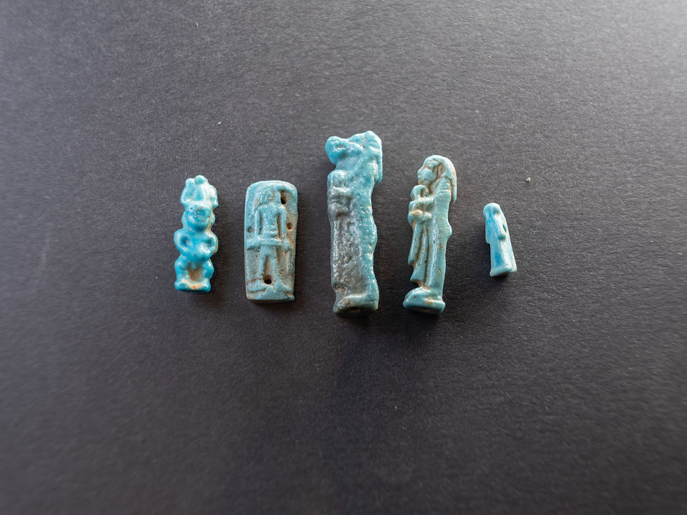 Miniature : Group of five amulets