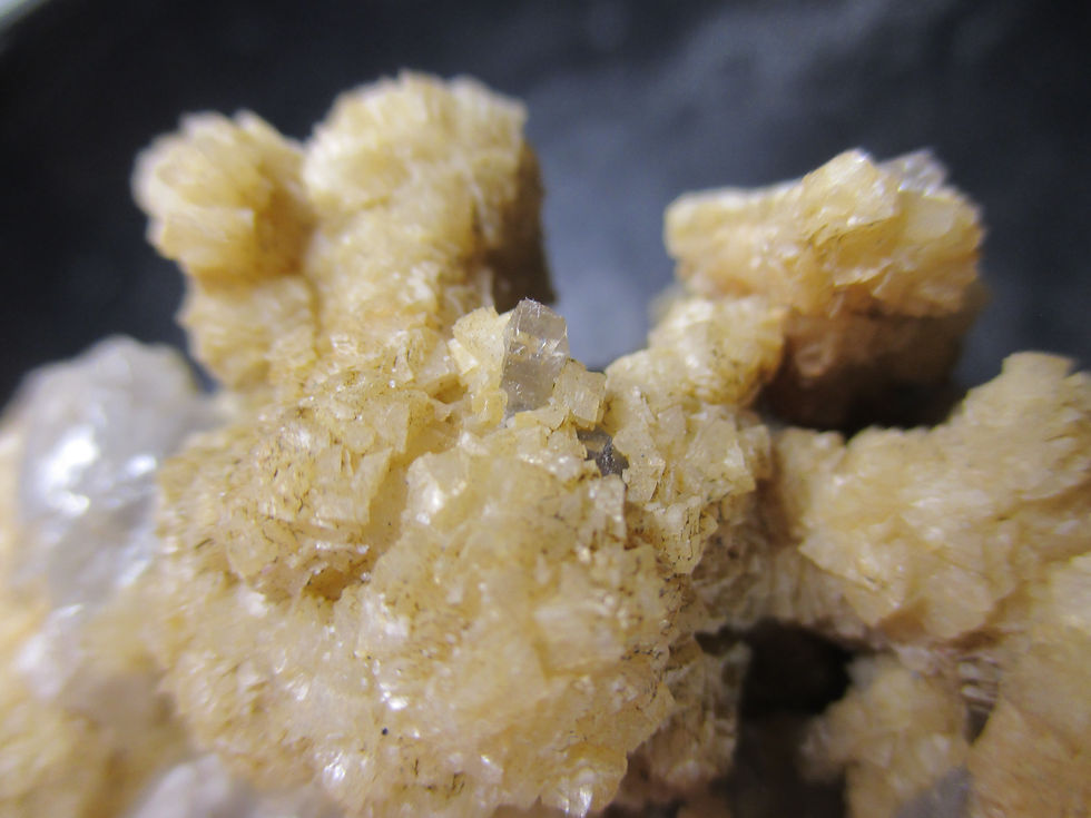 Miniature : Quartz et Dolomite, St-Nicéphore, Québec