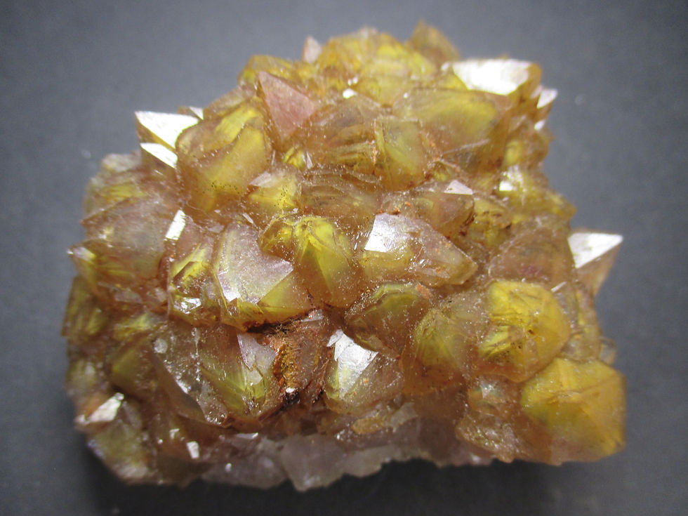 Miniature : Quartz citriné avec fantômes, Aouli, Maroc