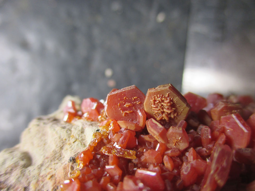Miniature : Vanadinite, Mibladen, Maroc