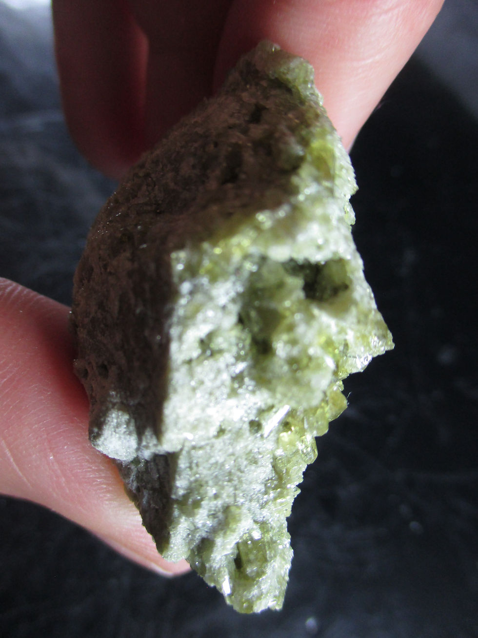 Miniature : Vesuvianite, Mine Jeffrey, Asbestos