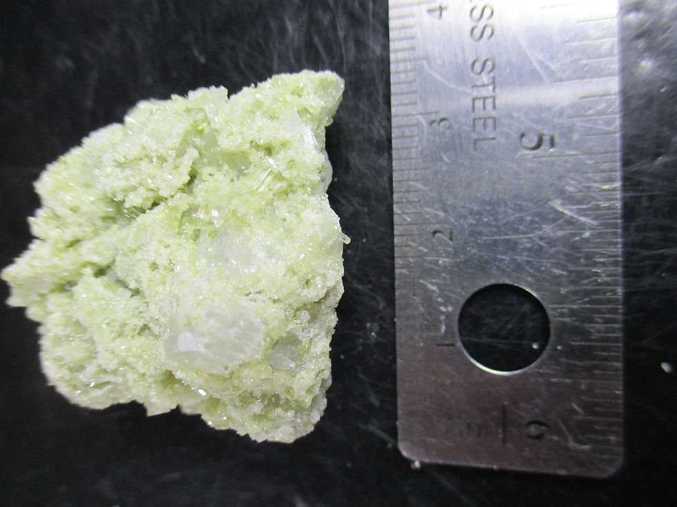 Miniature : Vesuvianite, Mine Jeffrey, Asbestos