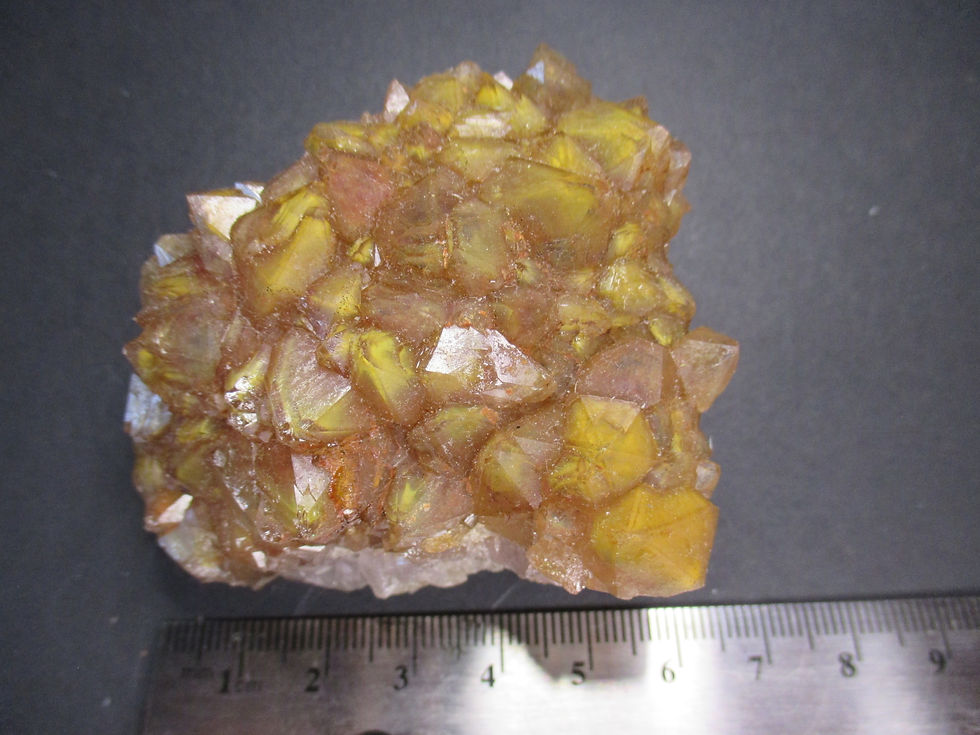 Miniature : Quartz citriné avec fantômes, Aouli, Maroc