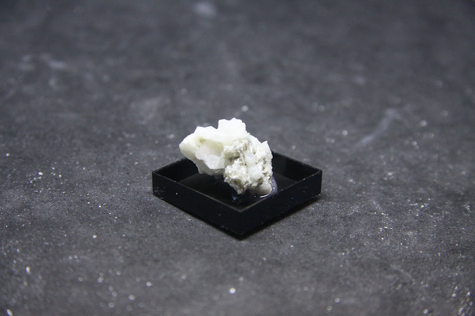 Miniature : Prehnite, Mine Jeffrey, Asbestos