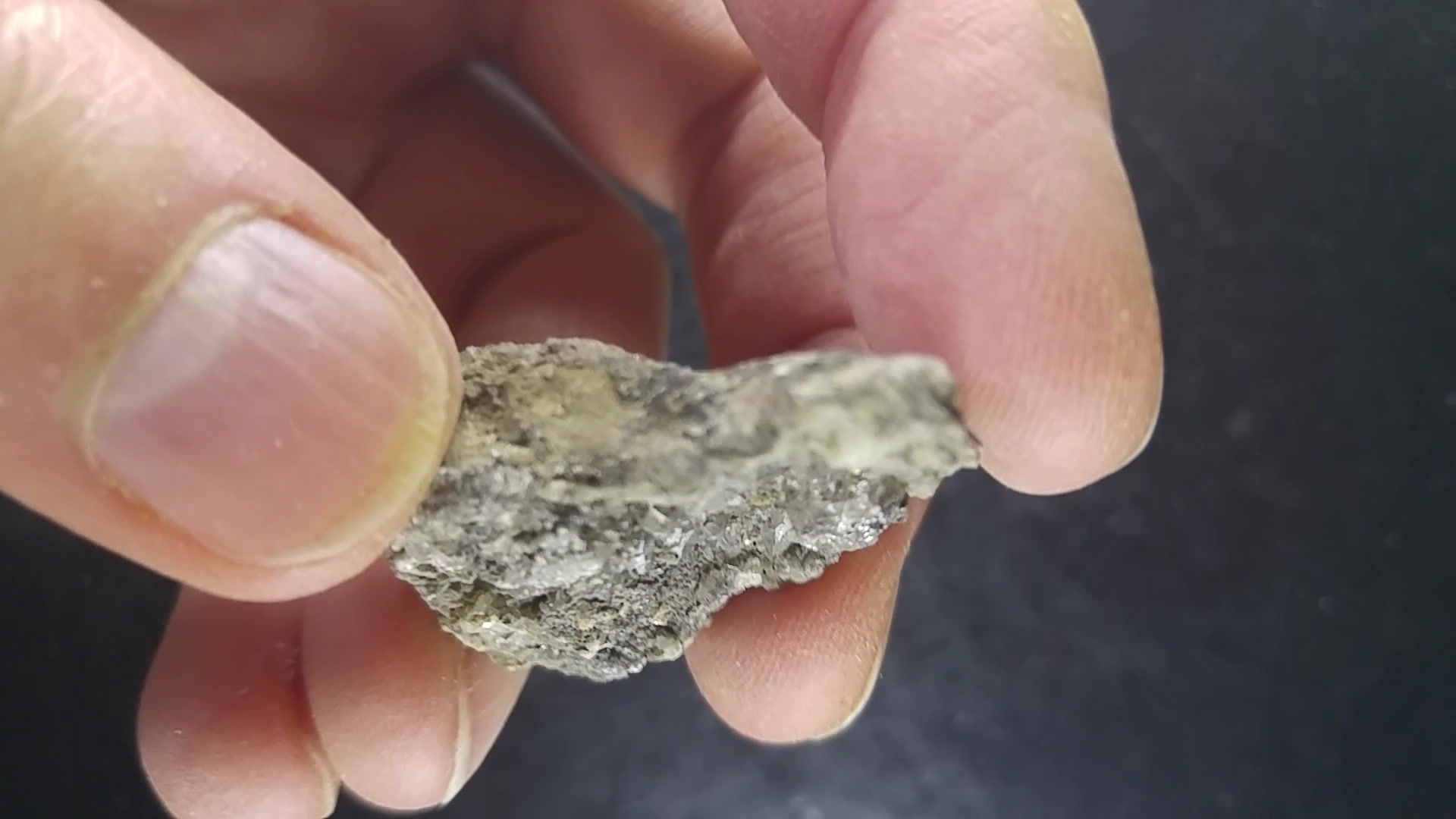 Quartz "diamant" (biterminé) sur matrice et Calcite, Cap-diamant, Quebec