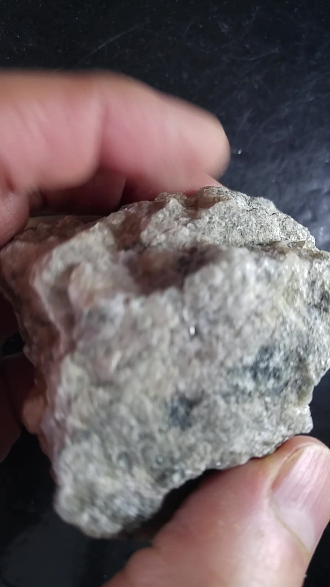 Grenat Grossulaire sur Calcite (fluorescente) et Clinochlore, Mine Jeffrey