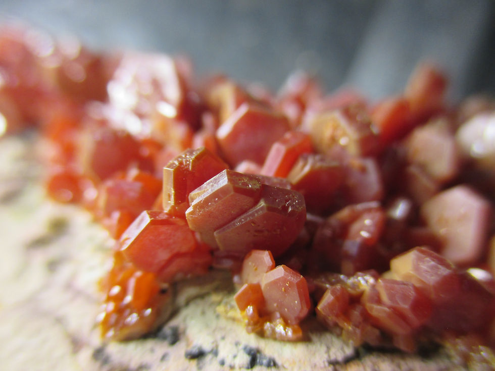Miniature : Vanadinite, Mibladen, Maroc