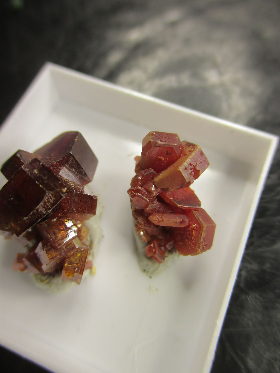 Miniature : Vanadinite, Mibladen, Maroc