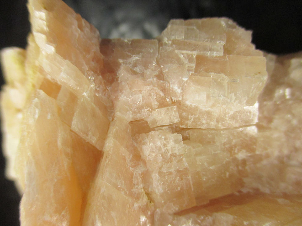 Miniature : Calcite orange, Mine Yates, Outaouais, QC
