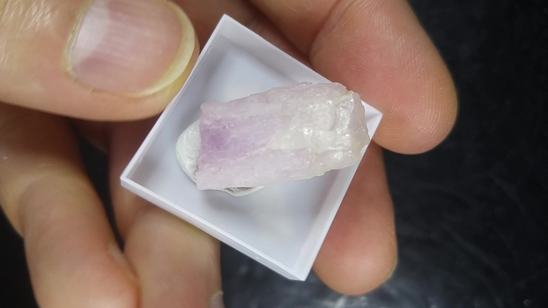 Spodumene var. Kunzite, Pakistan