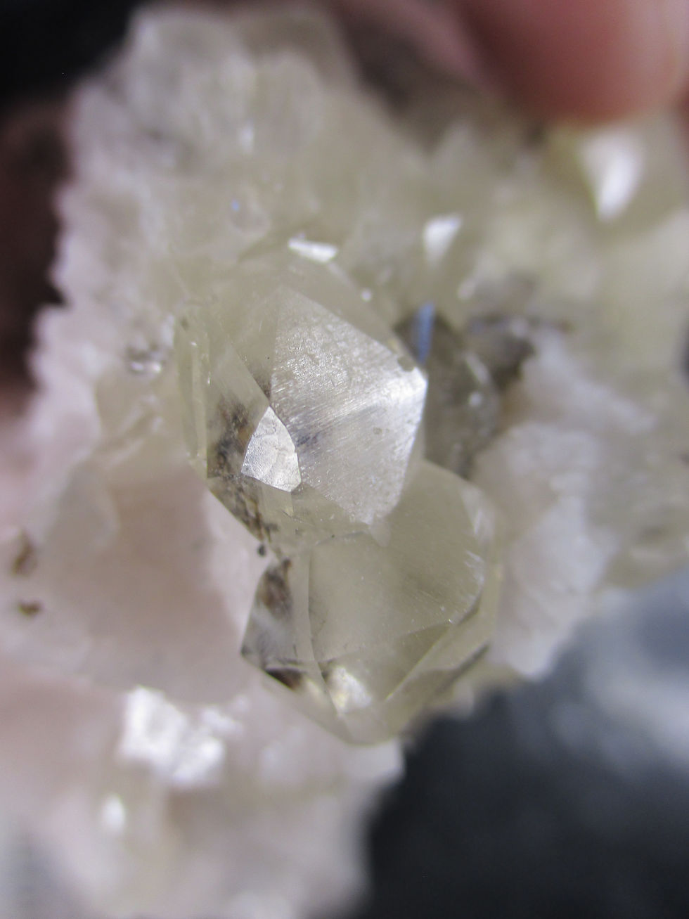 Miniature : Dolomite et Calcite, Ste-Clothilde