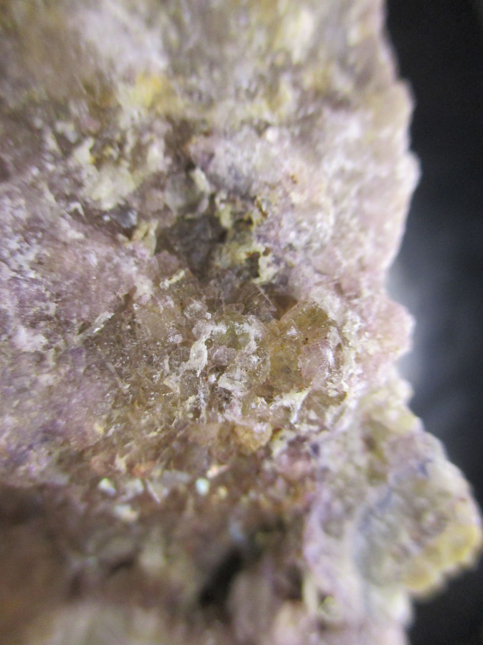 Miniature : Fluorite, Autoroute 17, Nipigon, Ontario