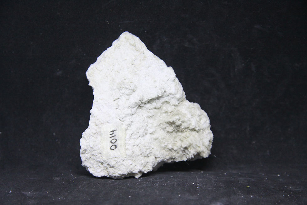 Miniature : Pectolite. Mine Jeffrey, Asbestos