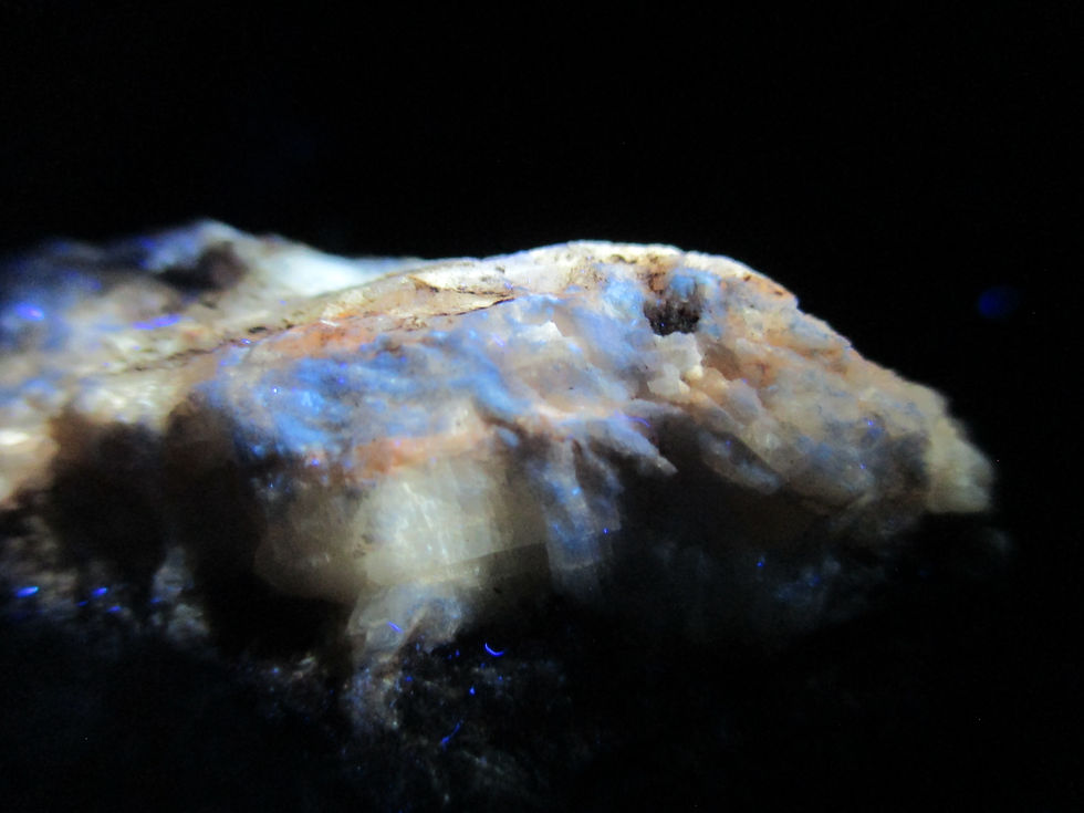 Miniature : Calcite (fluorescente), Saguenay-Lac-St-Jean