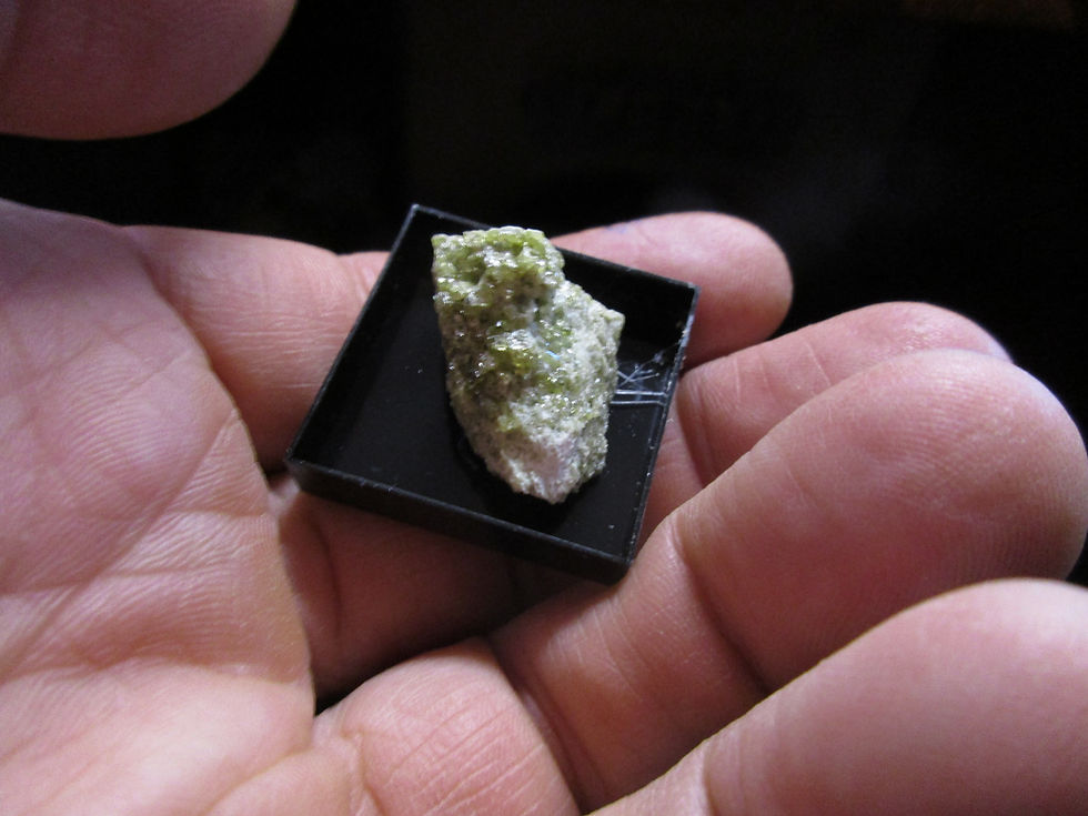 Miniature : Vesuvianite / mine Jeffrey / Asbestos