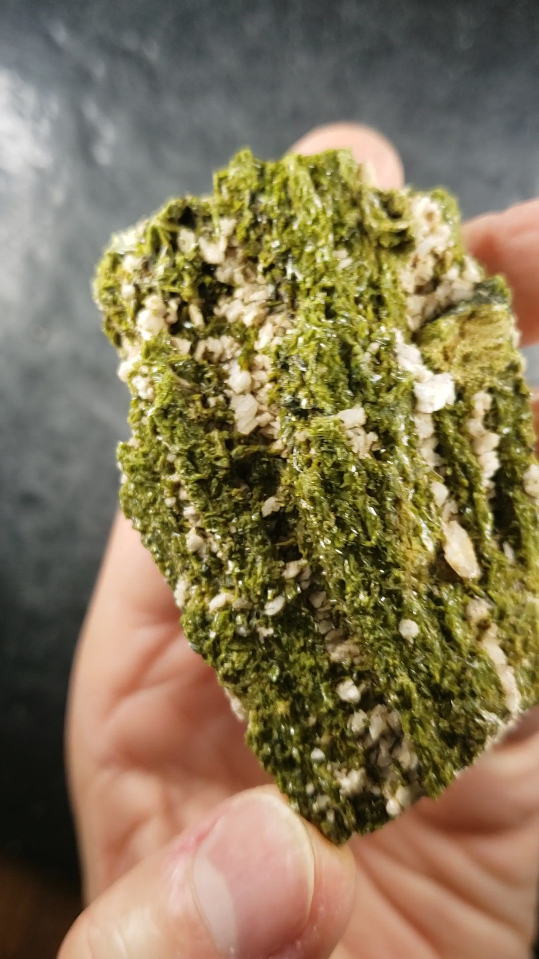 Epidote et Orthose, Imilchil, Maroc